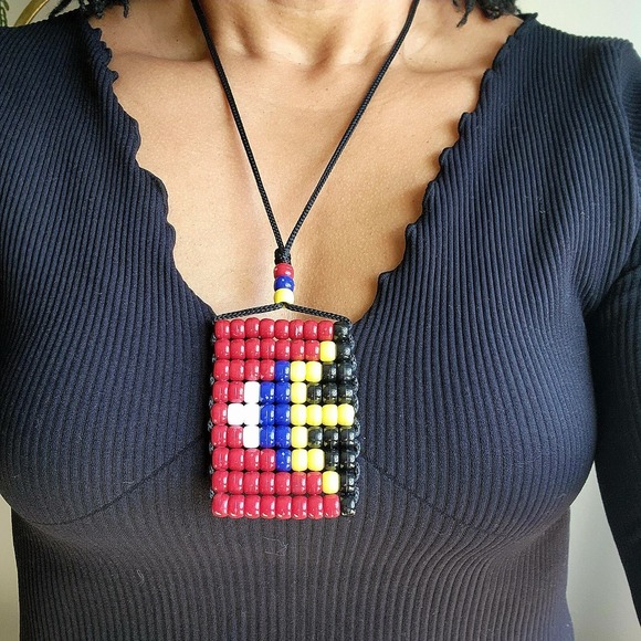 The Unbranded Brand Other - Antigua Flag Car Mirror Danglers /Necklace.‎ Mini Beaded Flag 2.5" x 3".